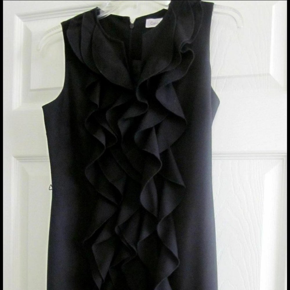 Gorgeous Designer CALVIN KLEIN Womens Black RUFFLE Dress Cocktail Formal Sz 2